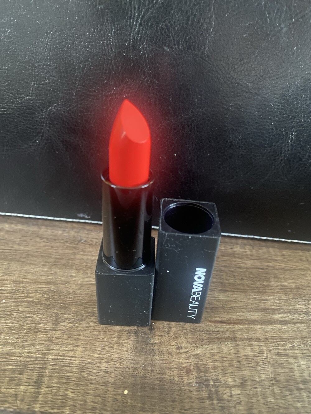 NOVABEAUTY Perfect Pout Luminous Cream Lipstick - Extra -Nova Beauty